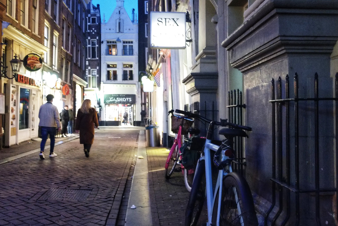 🇳🇱 The 6 Hour Amsterdam Explorer: A Self Guided Guide.